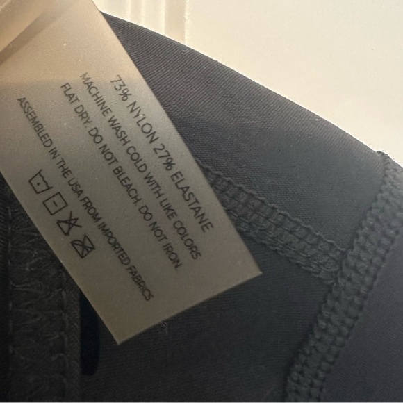 Gigi C Sport Wrap Top Cropped Black Cut Out Athletic Workout Gym Size Medium - Picture 6 of 7